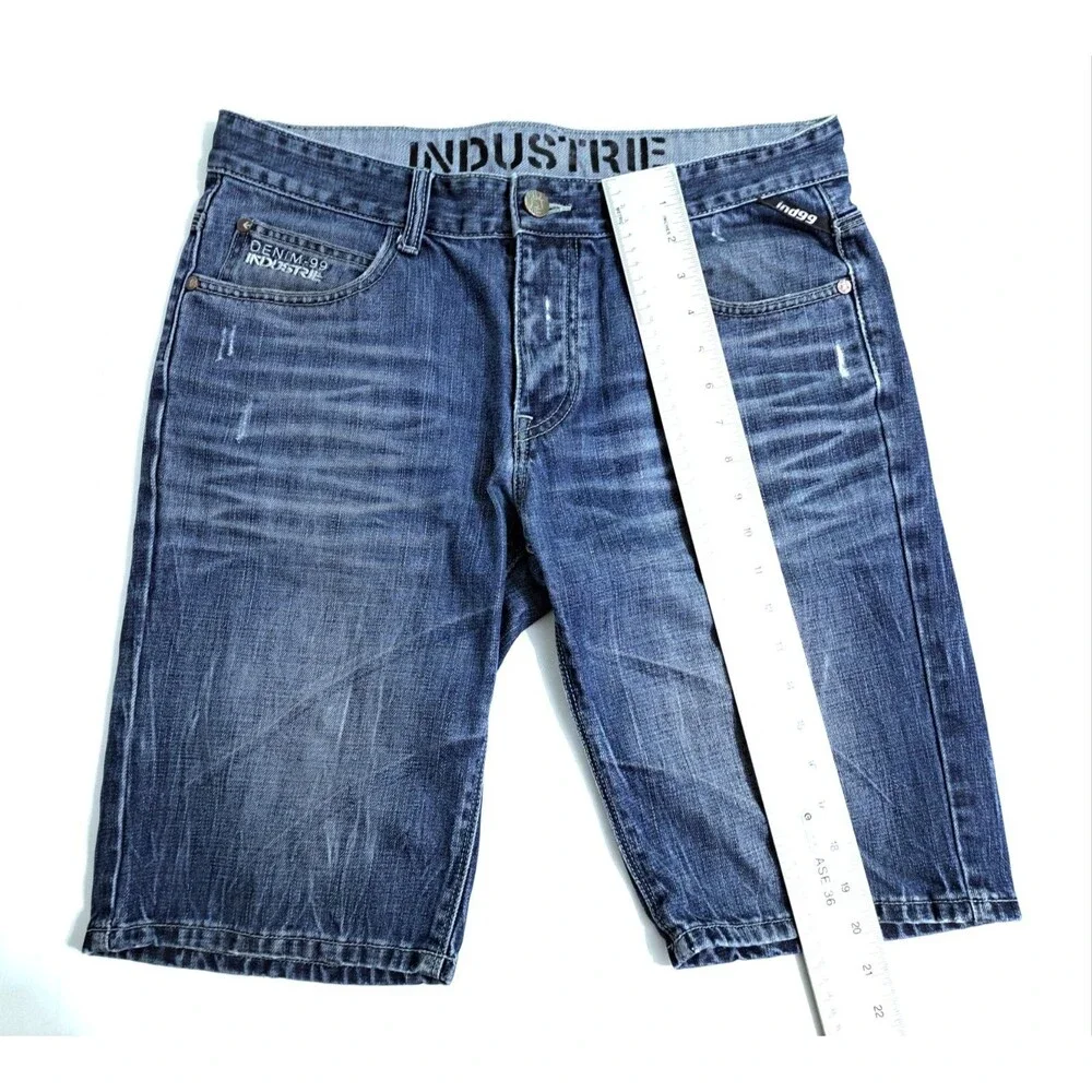 Industrie 99 Men’s 32 Vintage Y2K 90s Denim Blue Distressed Shorts